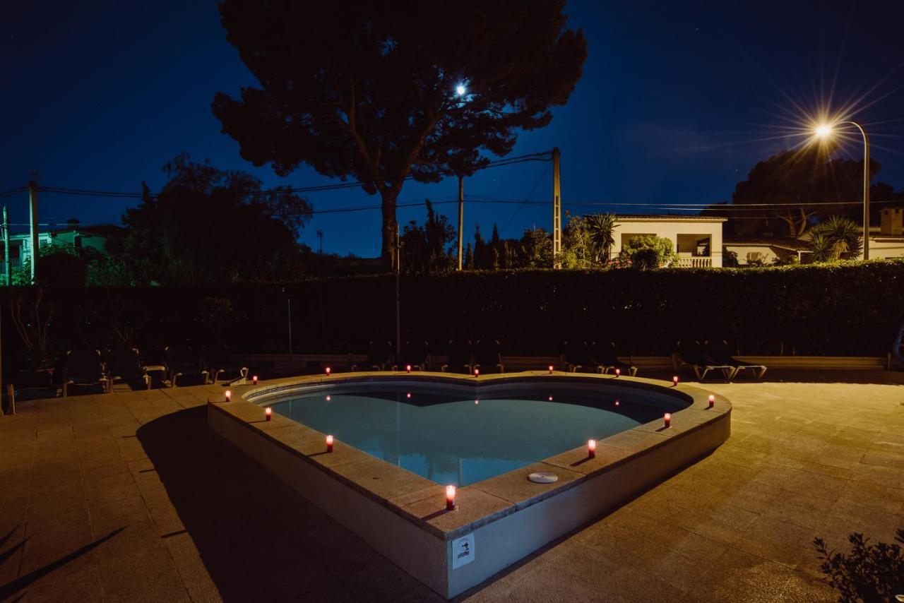 Alper Apartments Mallorca Palmanova Dış mekan fotoğraf